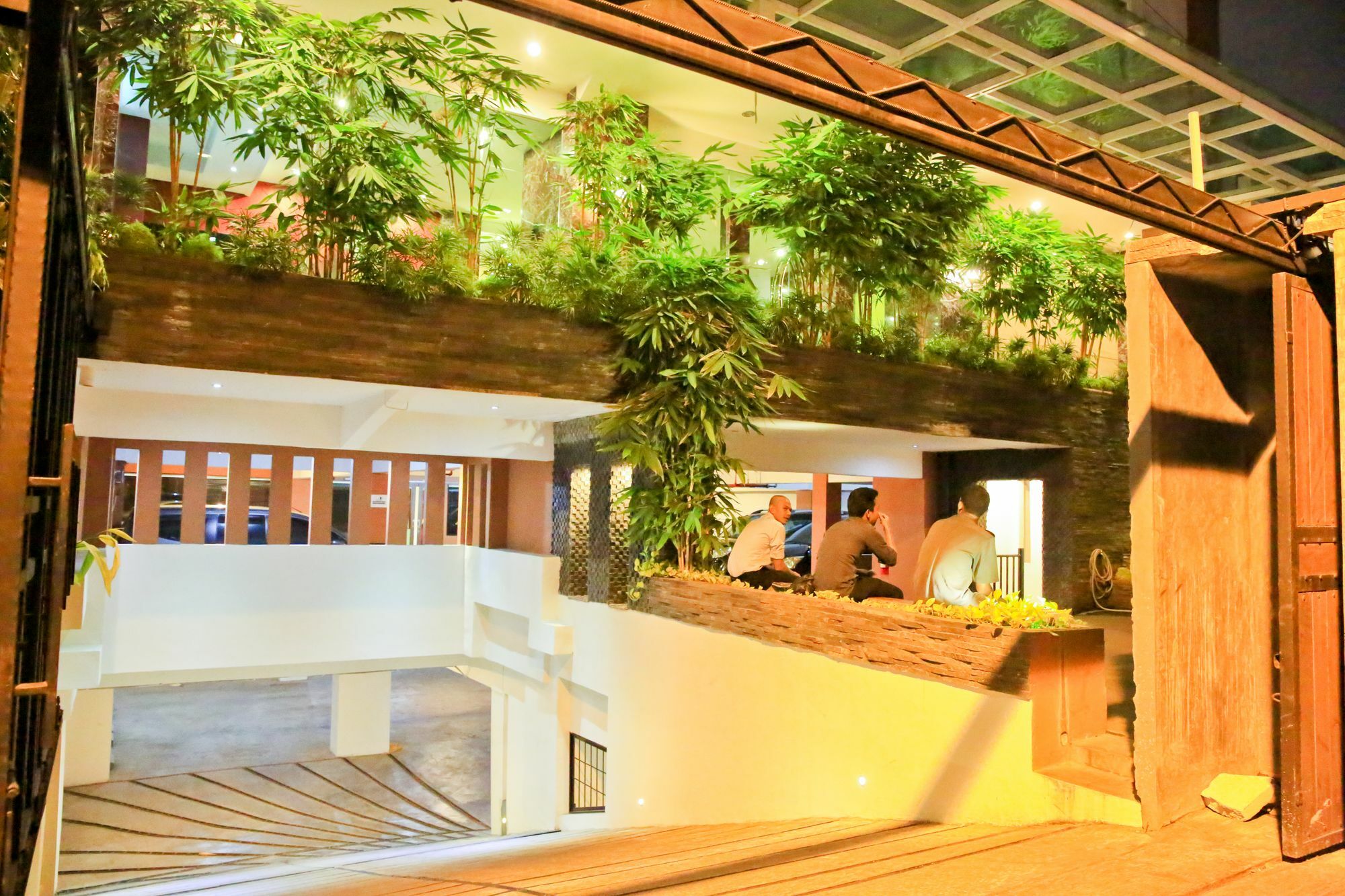 Kyo Serviced Apartment Cilandak  Екстер'єр фото